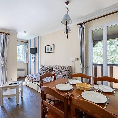 Le Swing Apartment Довил Екстериор снимка