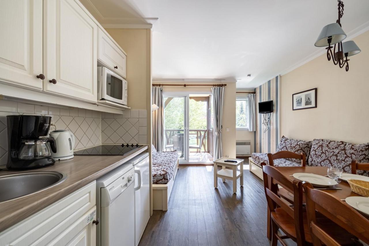 Le Swing Apartment Довил Екстериор снимка